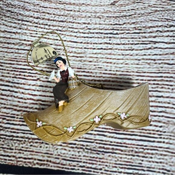 Bradford Exchange Snow White Once Upon A Slipper Ornament 2013 Disney Princess - Picture 11 of 12